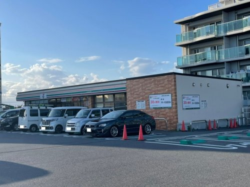 【コンビニエンスストア】セブンイレブン　茅ヶ崎サザンビーチ店まで341ｍ
