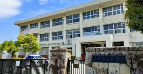 【中学校】岐阜市立長良中学校まで414ｍ