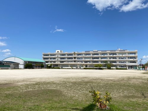 【小学校】吉川市立北谷小学校まで1246ｍ