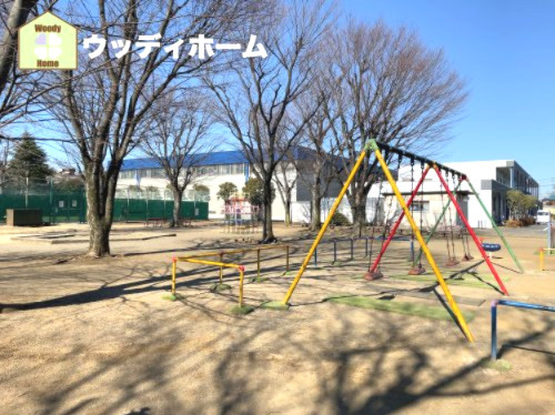 【公園】新郷公園まで931ｍ