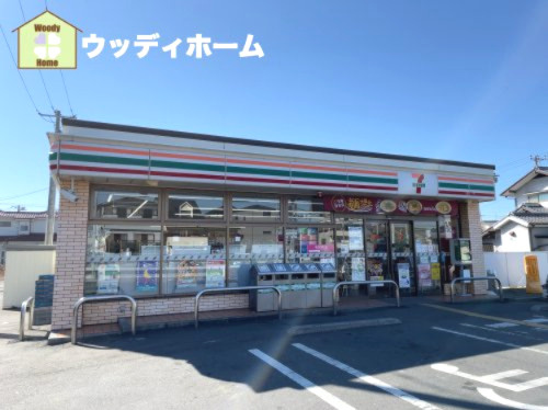 【コンビニエンスストア】セブンイレブン　川口新郷店まで843ｍ