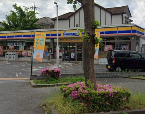 【コンビニエンスストア】ミニストップ　柏明原2丁目店まで563ｍ