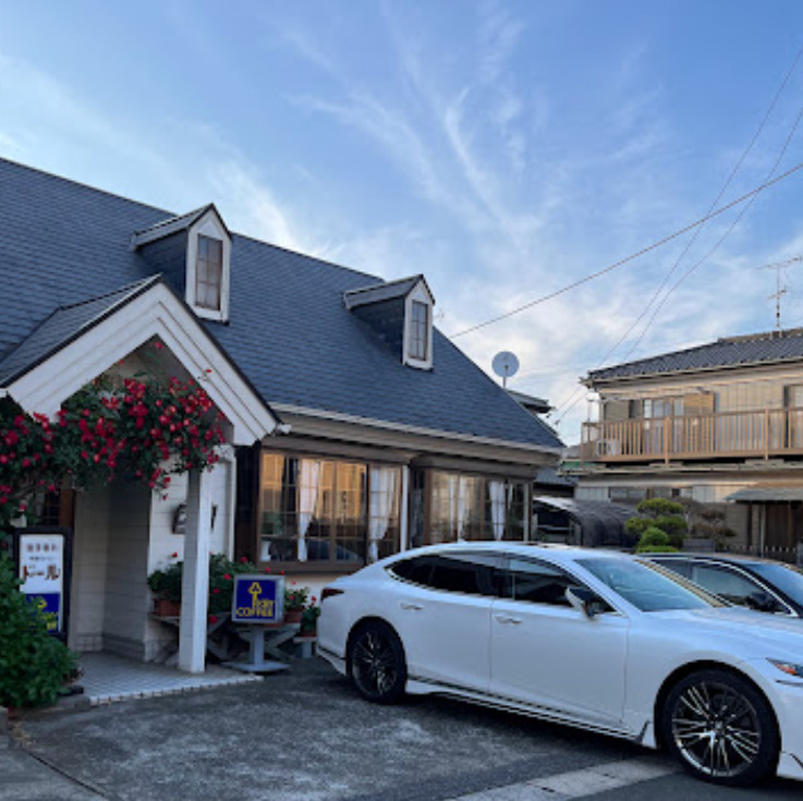 【喫茶店・カフェ】ドール辰巳台店まで773ｍ