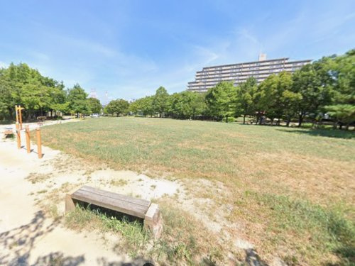 【公園】十六名公園まで631ｍ