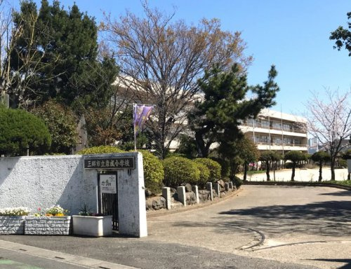 【小学校】彦成小学校まで160ｍ