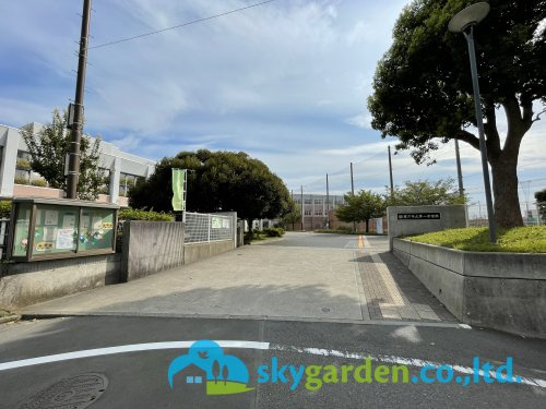 【中学校】藤沢市立第一中学校まで1300ｍ
