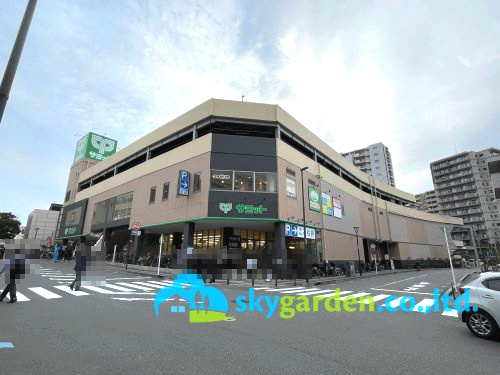 【スーパー】サミット藤沢駅北口店まで560ｍ