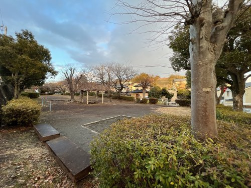 【公園】萩公園まで141ｍ