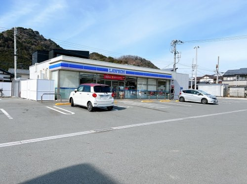 【コンビニエンスストア】ローソン　清水町中徳倉店まで484ｍ