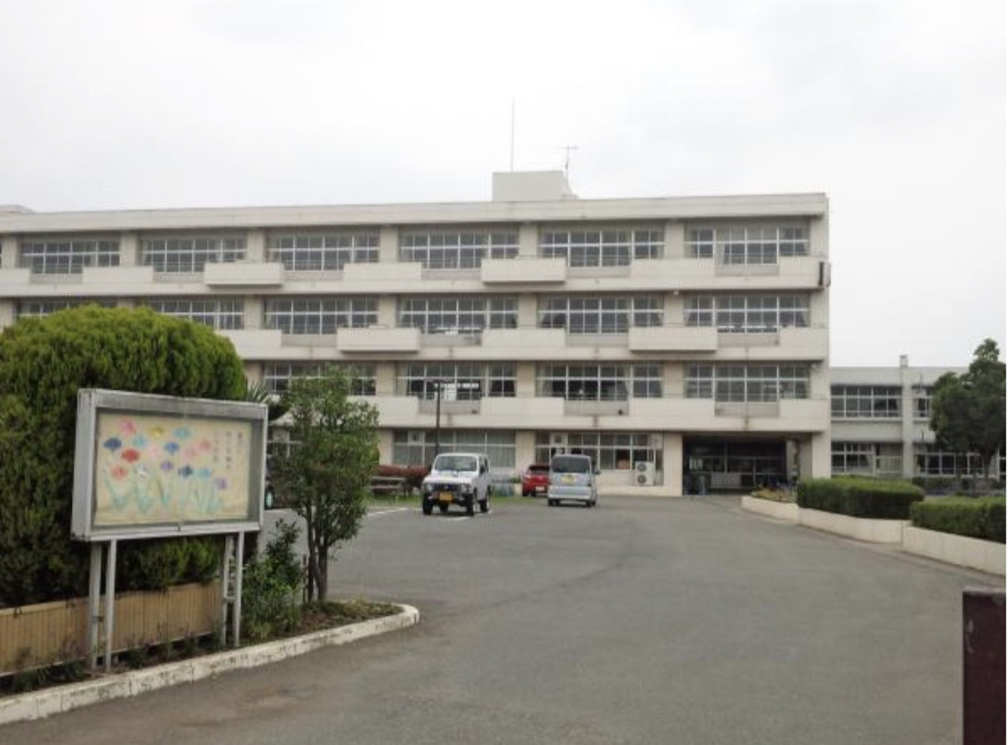 【小学校】深谷市立　藤沢小学校まで250ｍ