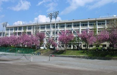 【中学校】藤沢市立　御所見中学校まで227ｍ