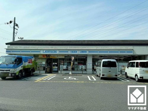 【コンビニエンスストア】ローソン　山科大宅神納町店まで927ｍ