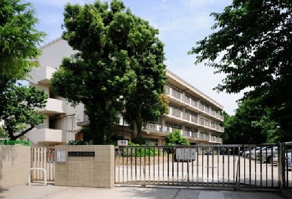 【中学校】横浜市立保土ヶ谷中学校まで2050ｍ