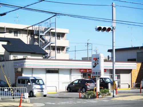 【コンビニエンスストア】セブンイレブン　下津林東大般若町店まで404ｍ