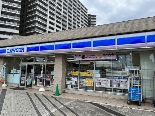 【コンビニエンスストア】ローソン　クレストシティ浦安店まで44ｍ