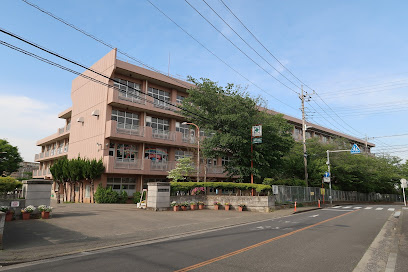 【小学校】所沢市立椿峰小学校まで281ｍ