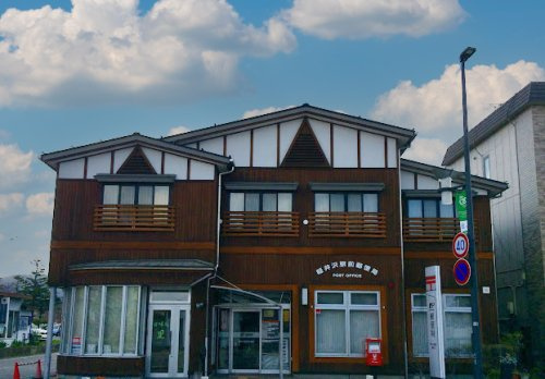 【郵便局】軽井沢駅前郵便局まで2789ｍ