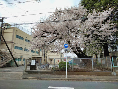 【小学校】東大和市立第二小学校まで613ｍ