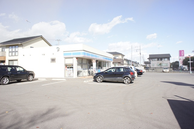 【コンビニエンスストア】ローソン　小山中久喜五丁目まで674ｍ