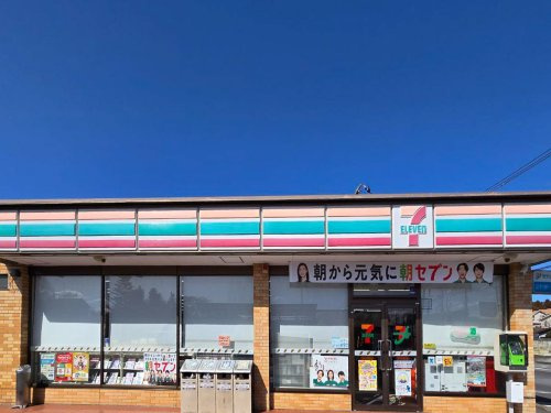 【コンビニエンスストア】セブン‐イレブン　河内中岡本店まで243ｍ