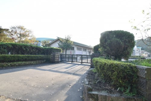 【中学校】鹿屋市立鹿屋中学校まで2396ｍ