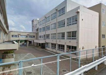 【中学校】小鮎中学校まで2246ｍ