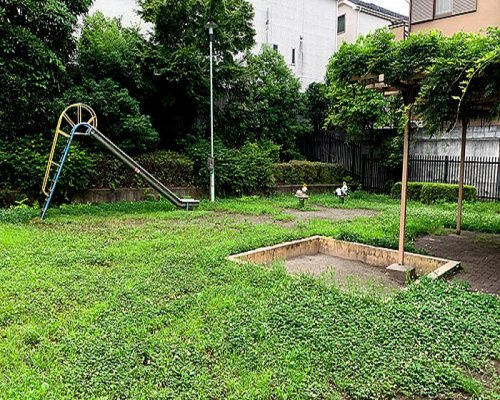 【公園】本町田田向児童公園まで58ｍ