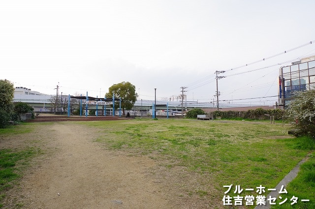【公園】瓦町公園まで620ｍ