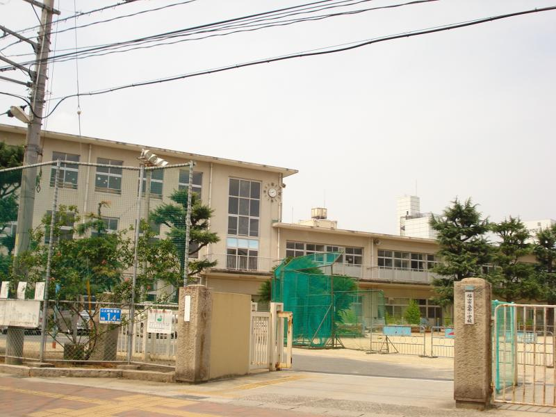 【小学校】福山市立南小学校まで533ｍ