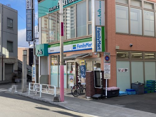 【コンビニエンスストア】ファミリーマート清瀬店まで105ｍ