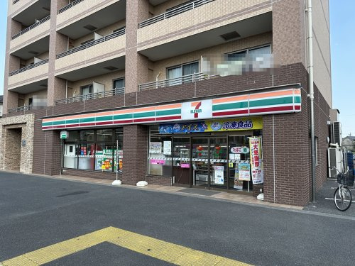 【コンビニエンスストア】セブンイレブン　新座新堀3丁目店まで392ｍ