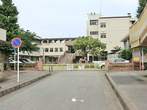 【小学校】越谷市立蒲生南小学校まで731ｍ