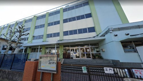 【小学校】葛飾区立新宿小学校まで300ｍ