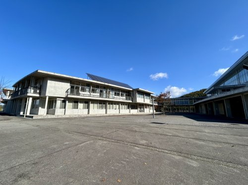 【中学校】至民中学校まで2378ｍ