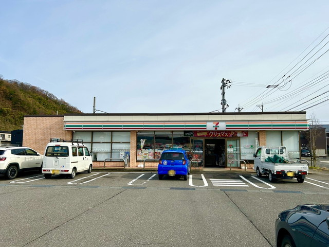【コンビニエンスストア】セブン-イレブン　福井西谷3丁目店まで436ｍ