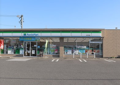 【コンビニエンスストア】ファミリーマート　あま丹波店まで1540ｍ