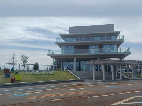 【その他】羽咋市にぎわい交流拠点LAKUNAはくいまで744ｍ
