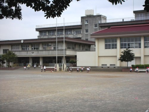 【小学校】座間市立旭小学校まで95ｍ