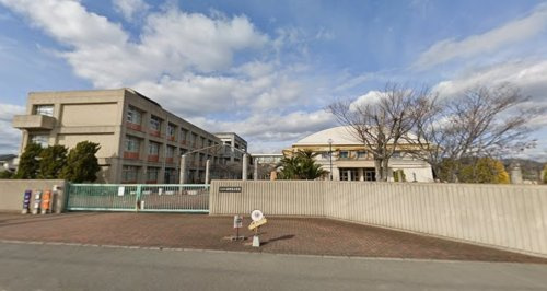 【小学校】加古川市立西神吉小学校まで1265ｍ