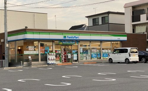 【コンビニエンスストア】ファミリーマート　楽々園店まで624ｍ
