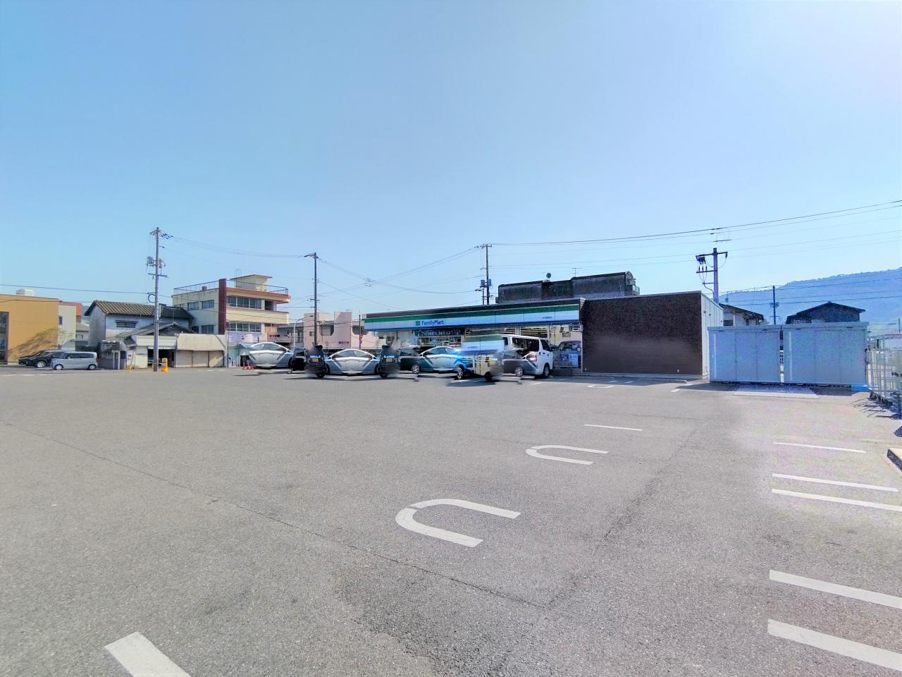 【コンビニエンスストア】ファミリーマート　大竹西栄店まで1136ｍ