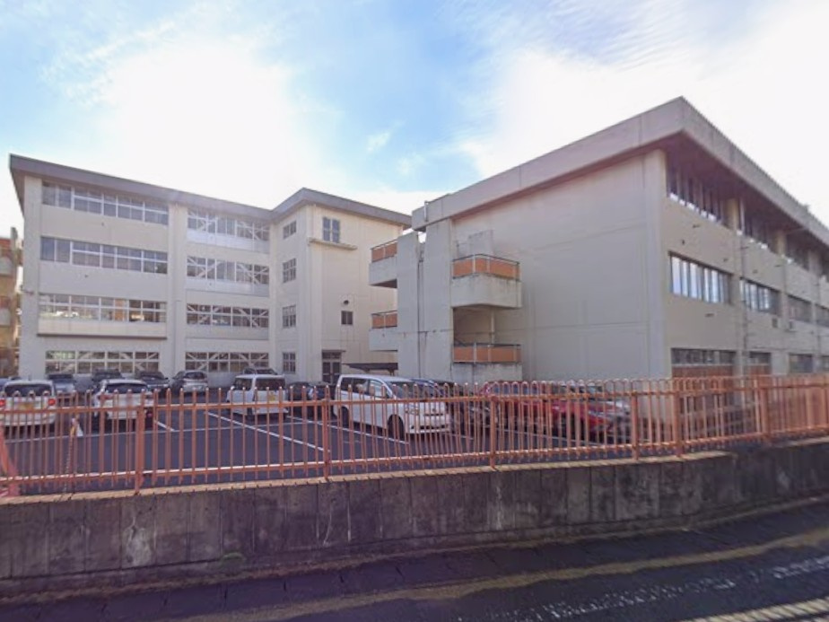 【中学校】桐生市立相生中学校まで1851ｍ