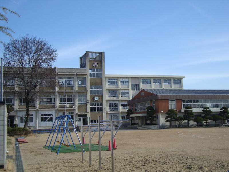 【小学校】手柄小学校まで1850ｍ