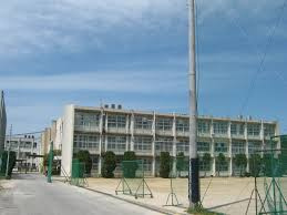 【中学校】枚方市立枚方中学校まで650ｍ