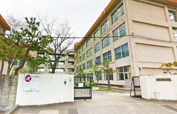【中学校】豊中市立第十二中学校まで650ｍ