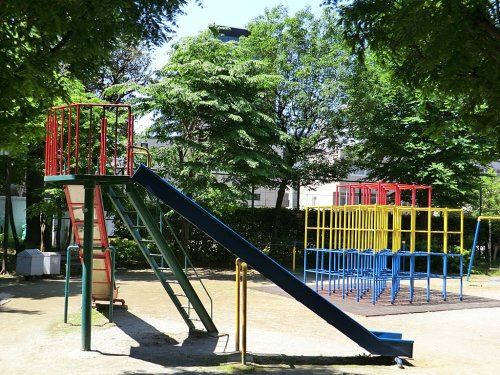 【公園】六本木西公園まで396ｍ