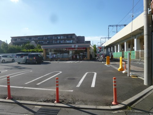 【コンビニエンスストア】セブンイレブン　越谷宮本店まで1228ｍ