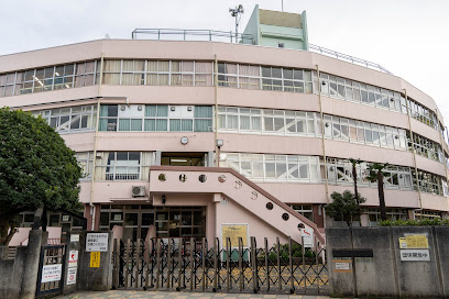 【小学校】武蔵野市立井之頭小学校まで32ｍ