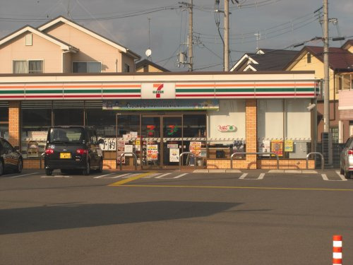 【コンビニエンスストア】セブンイレブン大津阪本店まで960ｍ