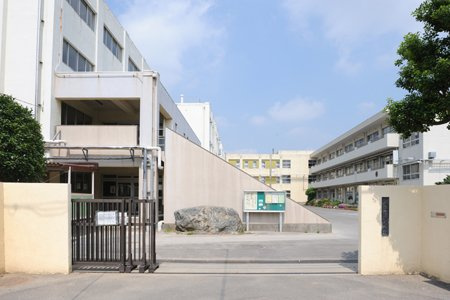 【中学校】市川市立第三中学校まで1720ｍ